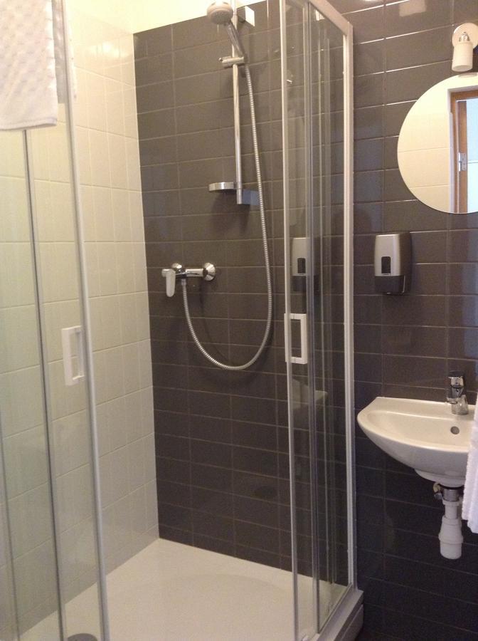 Hotel Klidzina Skriveri Ngoại thất bức ảnh
